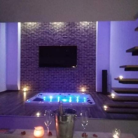 Magnifique Loft Avec Jacuzzi Et Sauna Privatif Ferriere-la-Grande Zewnętrze zdjęcie